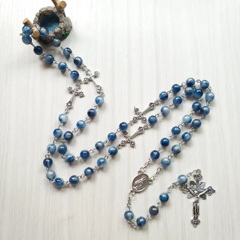 Qigo colar de rosário acrílico azul, pingente de cruz longa, colar católico, joias religiosas para homens e mulheres