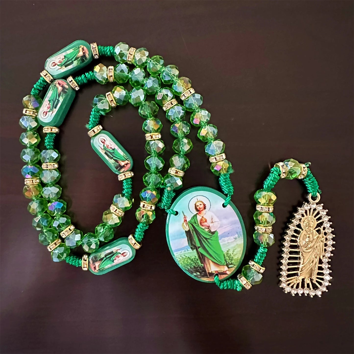 Rosário Verde de Cristal com Cruz e Medalha de Proteção